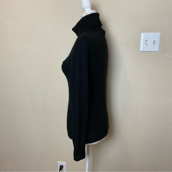 J. Crew Italian Cashmere Black Turtleneck Fitted Sweater Long Sleeves Size XS - Picture 6 of 10